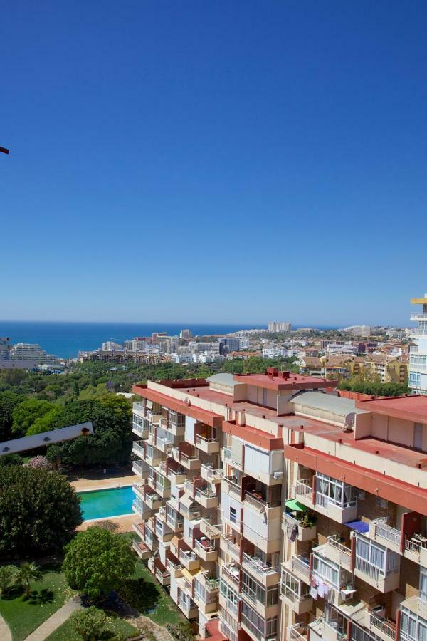 Iris Vistas Benalmadena Apartment Luaran gambar